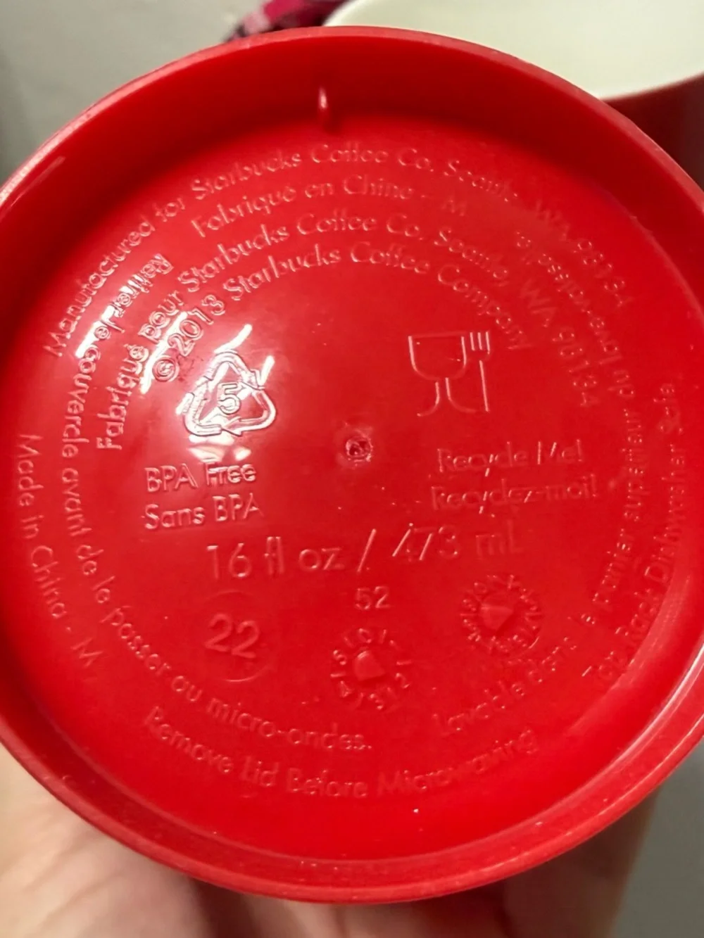 Starbucks Red Holiday Travel Tumbler & Red Ceramic Mug Set - Picture 4 of 4